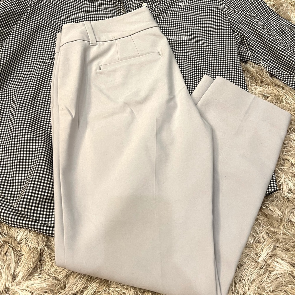 WHBM SZ 2 Skinny Pants
